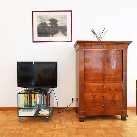 Primopiano - Valparaiso Lejlighed Milano Eksteriør billede