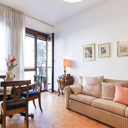Primopiano - Valparaiso Lejlighed Milano Eksteriør billede