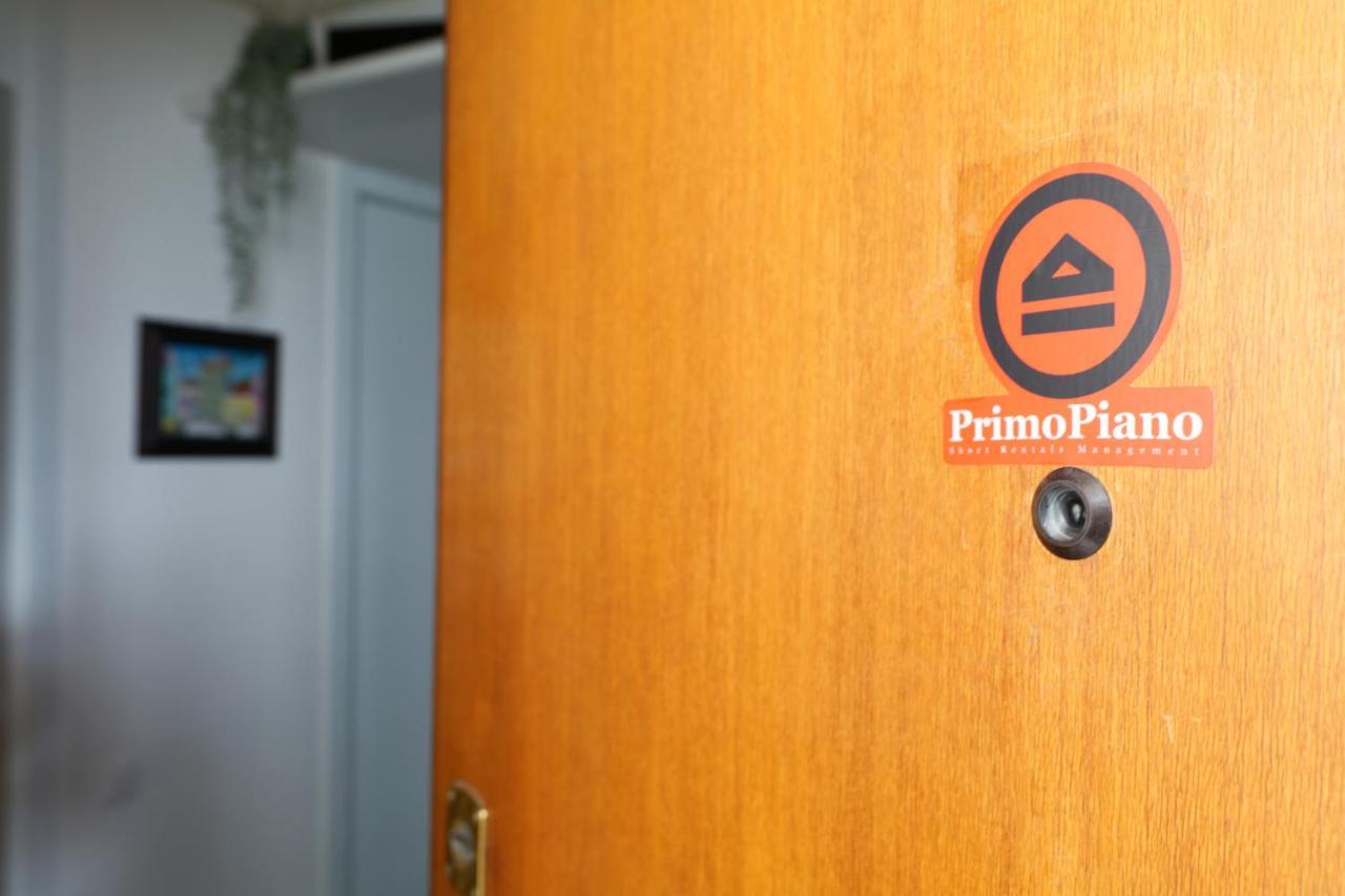 Primopiano - Valparaiso Lejlighed Milano Eksteriør billede